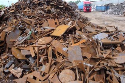 沈阳物资回收新选择 专业塑料桶与废旧塑料回收服务